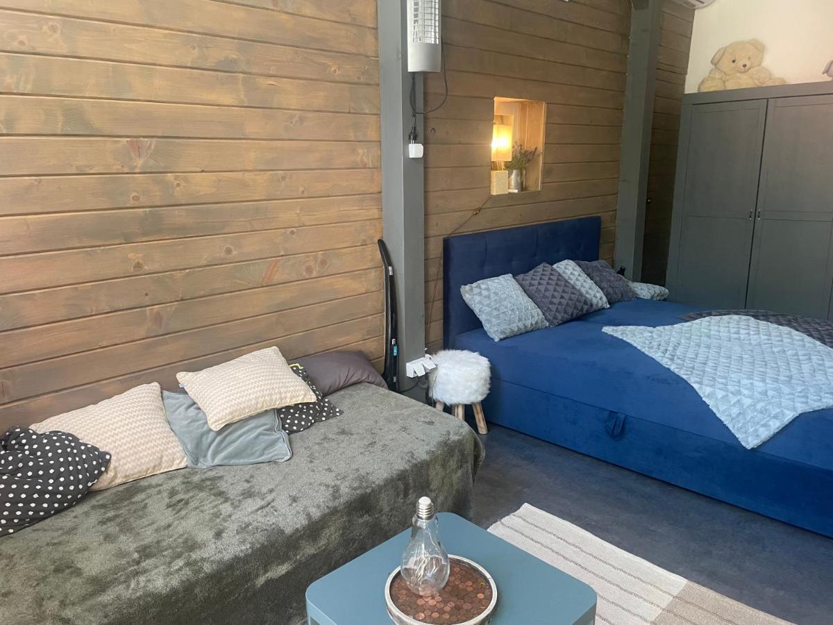 Monpe Apartmanik S Atmosferou Komárno Eksteriør billede